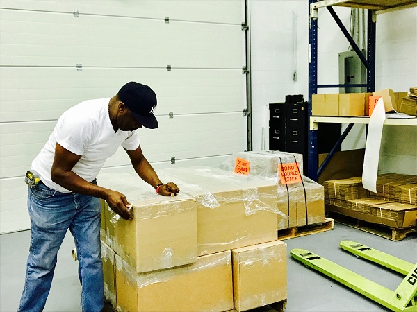 RICHARD, PRODUCT MANAGER, OCERSEES PACKING OF LARGE ORDERS